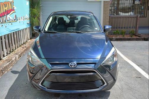 2017 Toyota Yaris iA Base