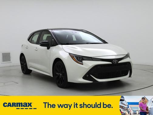 2020 Toyota Corolla Hatchback SE
