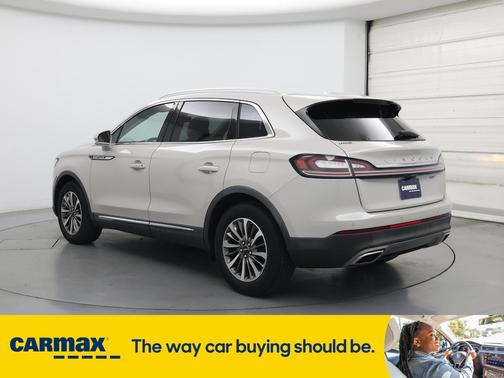 2019 Lincoln Nautilus Select