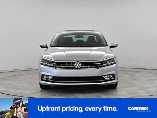 2016 Volkswagen Passat SE