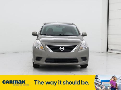 2013 Nissan Versa SV