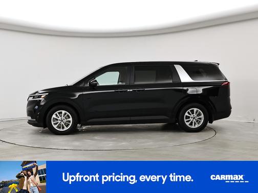 2024 Kia Carnival LX Seat Package