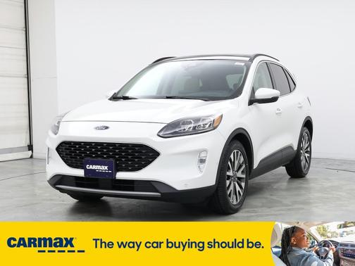 2020 Ford Escape Titanium
