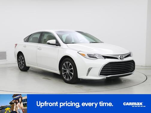 2016 Toyota Avalon XLE