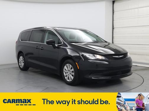 2021 Chrysler Voyager L