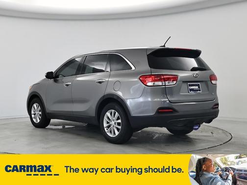 2017 Kia Sorento L