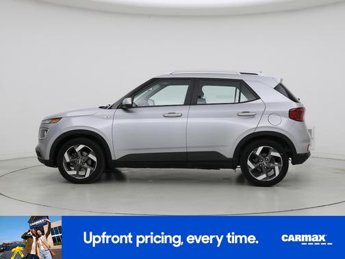 2022 Hyundai VENUE SEL