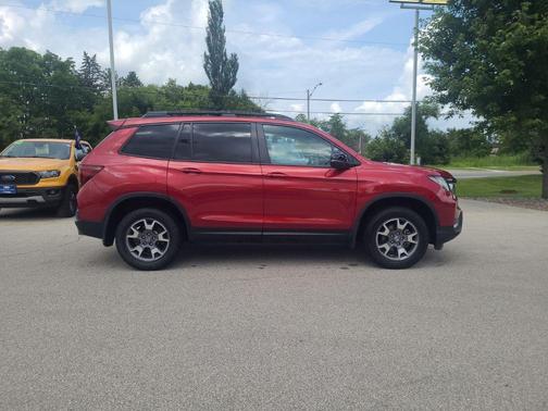 2023 Honda Passport AWD TrailSport