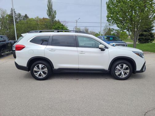 2024 Subaru Ascent Premium 7-Passenger