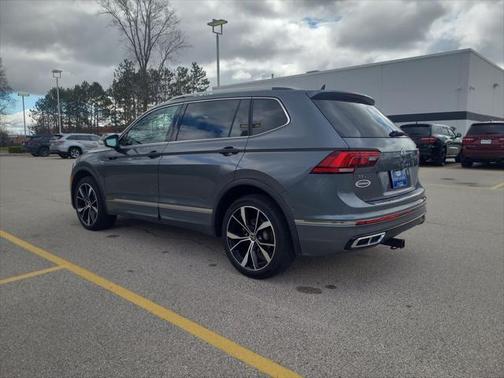 2022 Volkswagen Tiguan 2.0T SEL R-Line 4MOTION