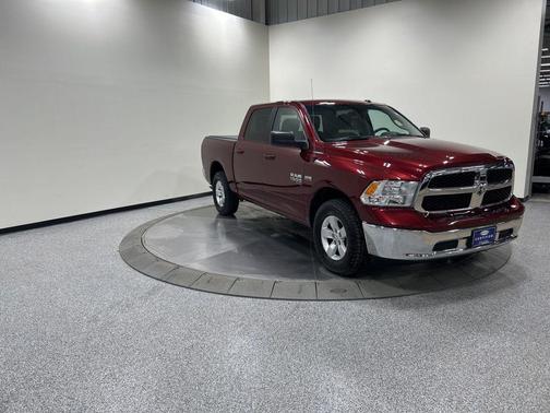 2019 RAM 1500 SLT