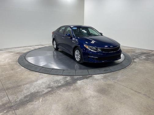 2017 Kia Optima LX