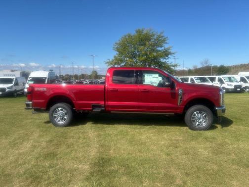 2026 Ford F-350 Lariat