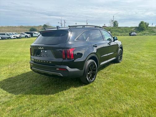 2022 Kia Sorento S