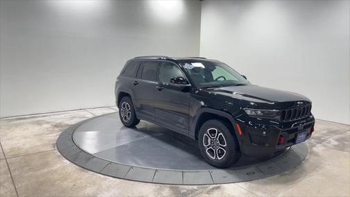 2022 Jeep Grand Cherokee Trailhawk