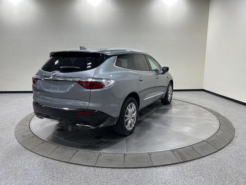 2023 Buick Enclave Essence AWD