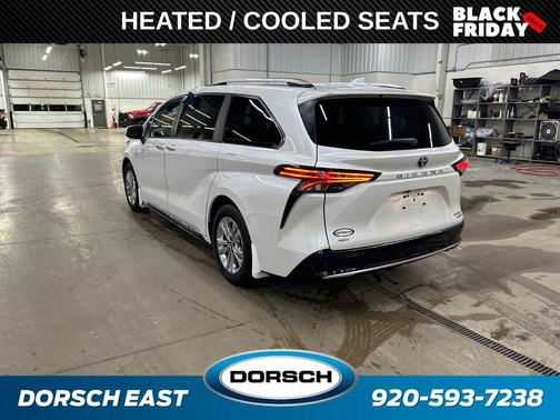 2024 Toyota Sienna Platinum