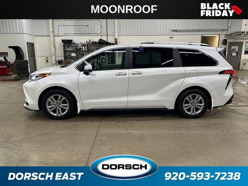 2024 Toyota Sienna Platinum
