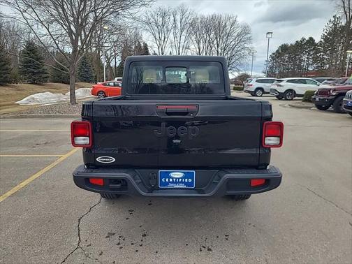 2021 Jeep Gladiator Sport