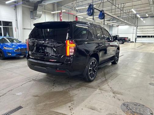 2023 Chevrolet Tahoe 4WD RST