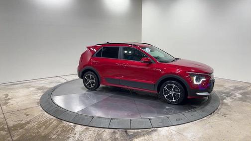 2025 Kia Niro EX