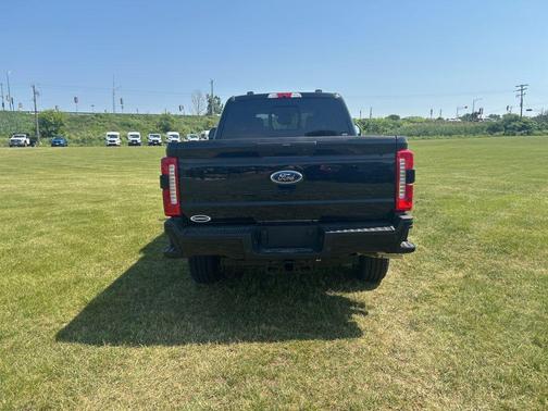 2025 Ford F-250 XL
