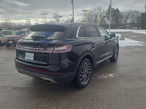 2020 Lincoln Nautilus Reserve