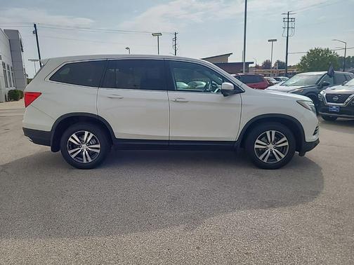 2017 Honda Pilot EX
