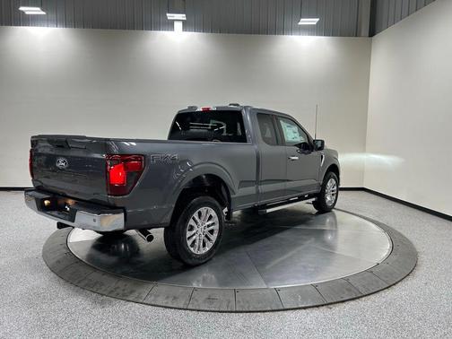 Carbonized Gray Metallic 2026 Ford F-150 XLT