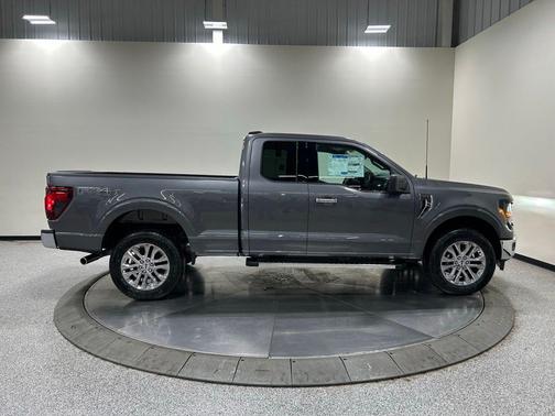 Carbonized Gray Metallic 2026 Ford F-150 XLT