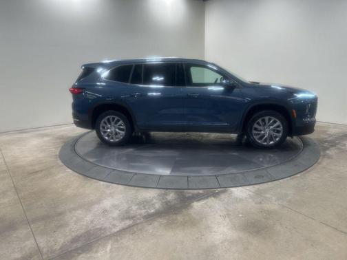 2025 Buick Enclave Preferred FWD