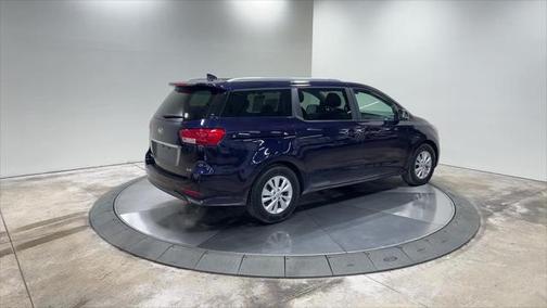 2018 Kia Sedona LX