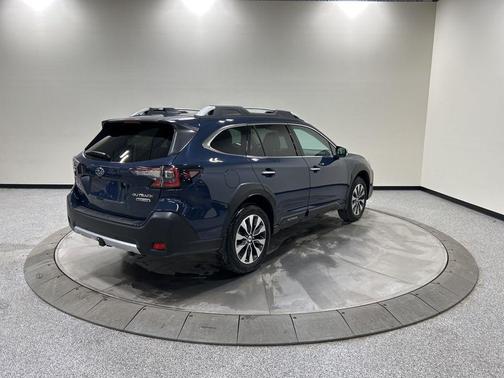 2023 Subaru Outback Touring