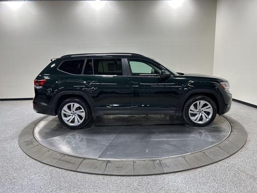 2021 Volkswagen Atlas 3.6L SE w/Technology