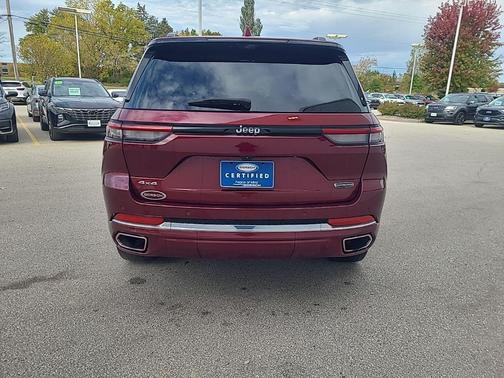 2022 Jeep Grand Cherokee Overland