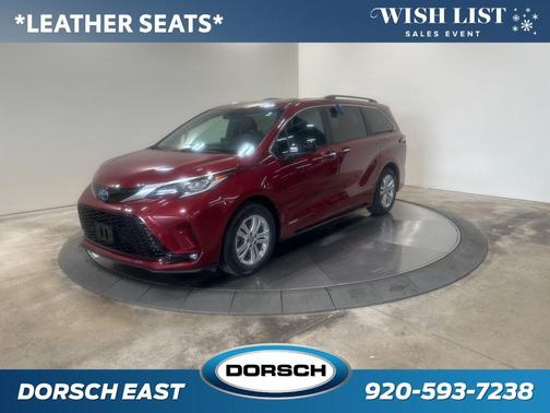 2021 Toyota Sienna XSE 7 Passenger