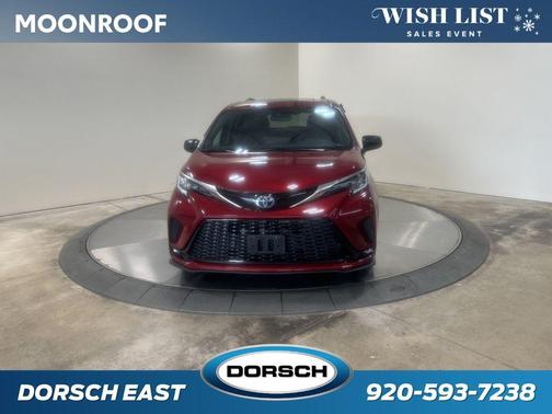 2021 Toyota Sienna XSE 7 Passenger