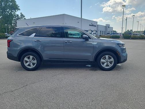 2021 Kia Sorento LX