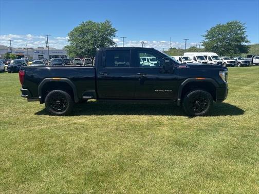 2023 GMC Sierra 2500 AT4
