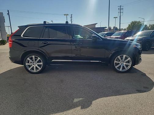 2019 Volvo XC90 T6 Inscription
