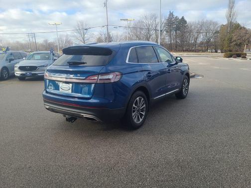 2020 Lincoln Nautilus Standard