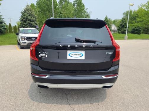 2017 Volvo XC90 Hybrid T8 Inscription