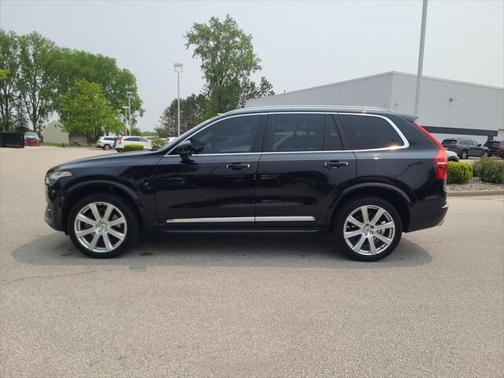 2017 Volvo XC90 Hybrid T8 Inscription