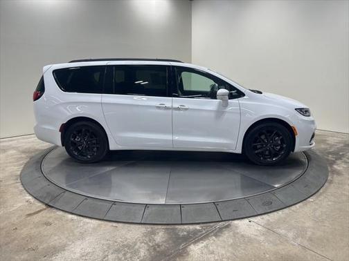 2021 Chrysler Pacifica Limited