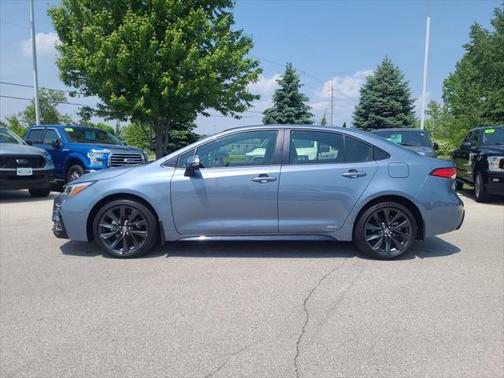 2023 Toyota Corolla Hybrid SE