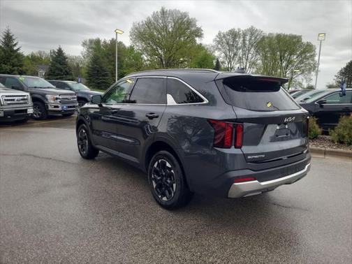 2024 Kia Sorento S
