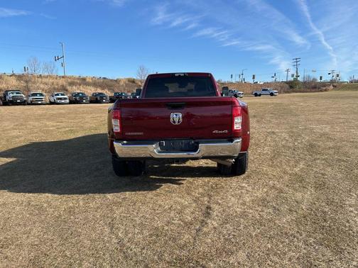 2022 RAM 3500 Big Horn Mega Cab 4x4 6'4' Box