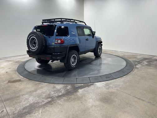 2014 Toyota FJ Cruiser Base