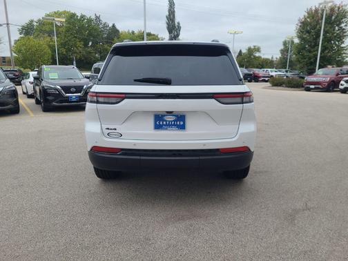 2024 Jeep Grand Cherokee Altitude