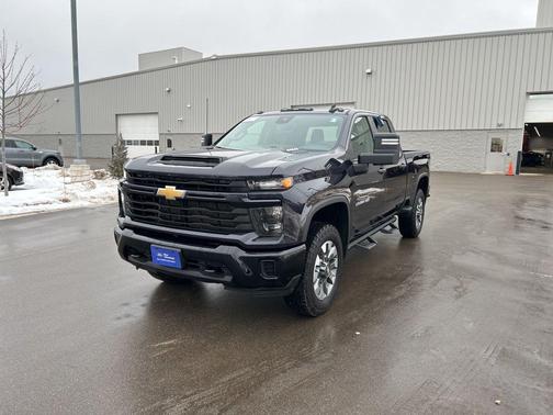 2024 Chevrolet Silverado 2500 Custom